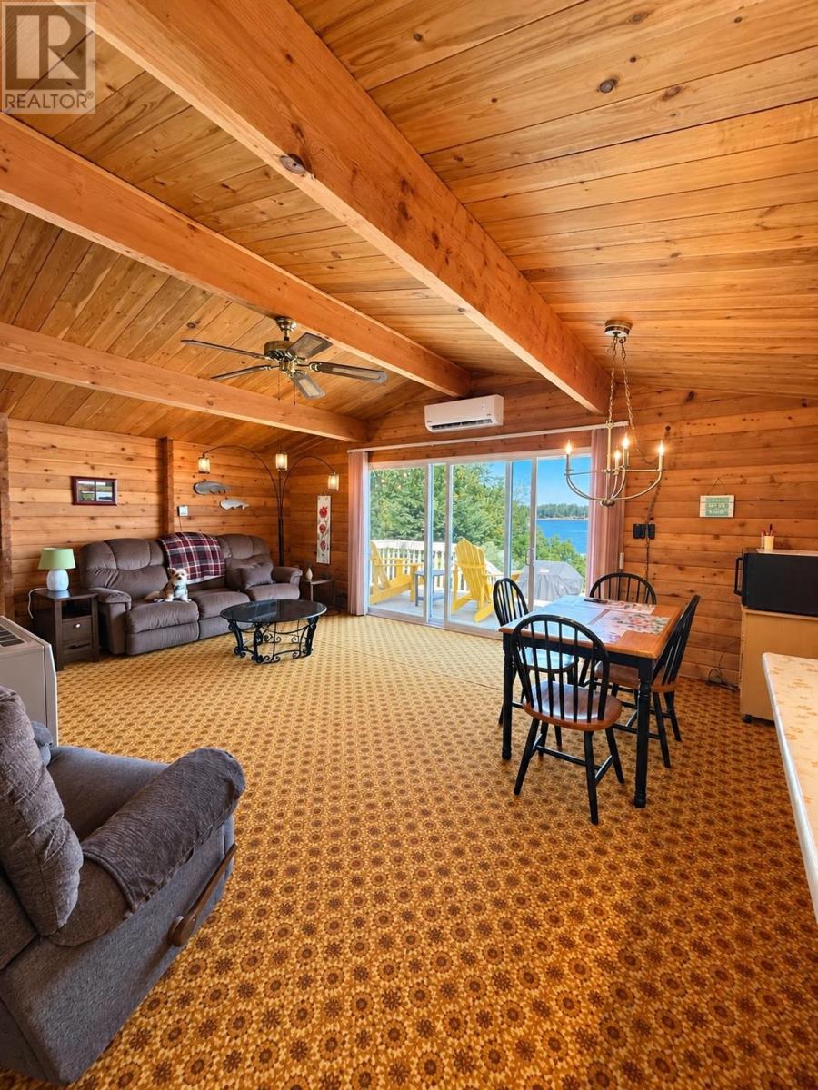 110 Bayview Drive - 21