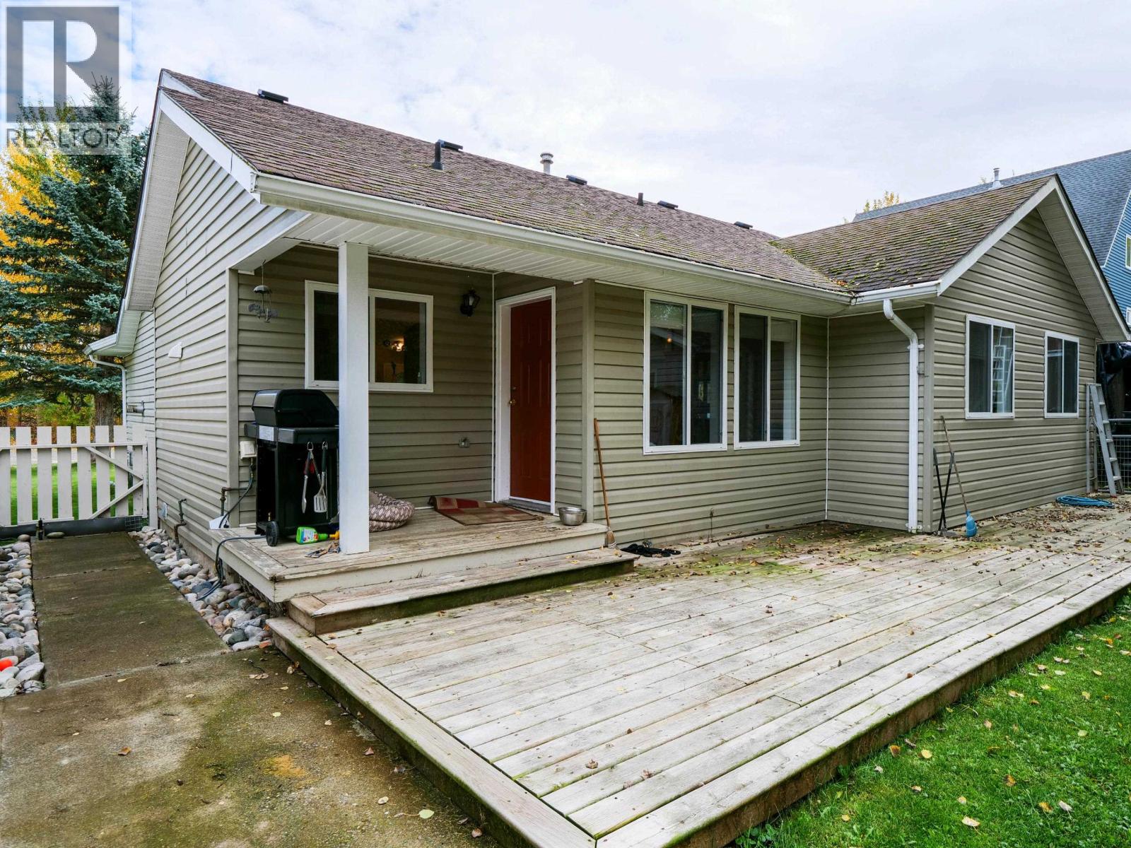 531 DAWSON STREET - 34