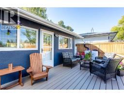 728 71 Avenue SW - photo 25