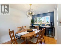 728 71 Avenue SW - photo 14