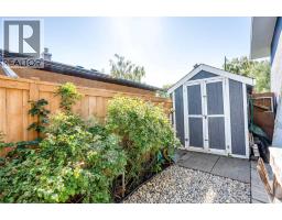 728 71 Avenue SW - photo 29