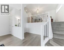 4pc Bathroom - 99 Aquila Way Nw, Calgary, AB T3R1Z7 Photo 8