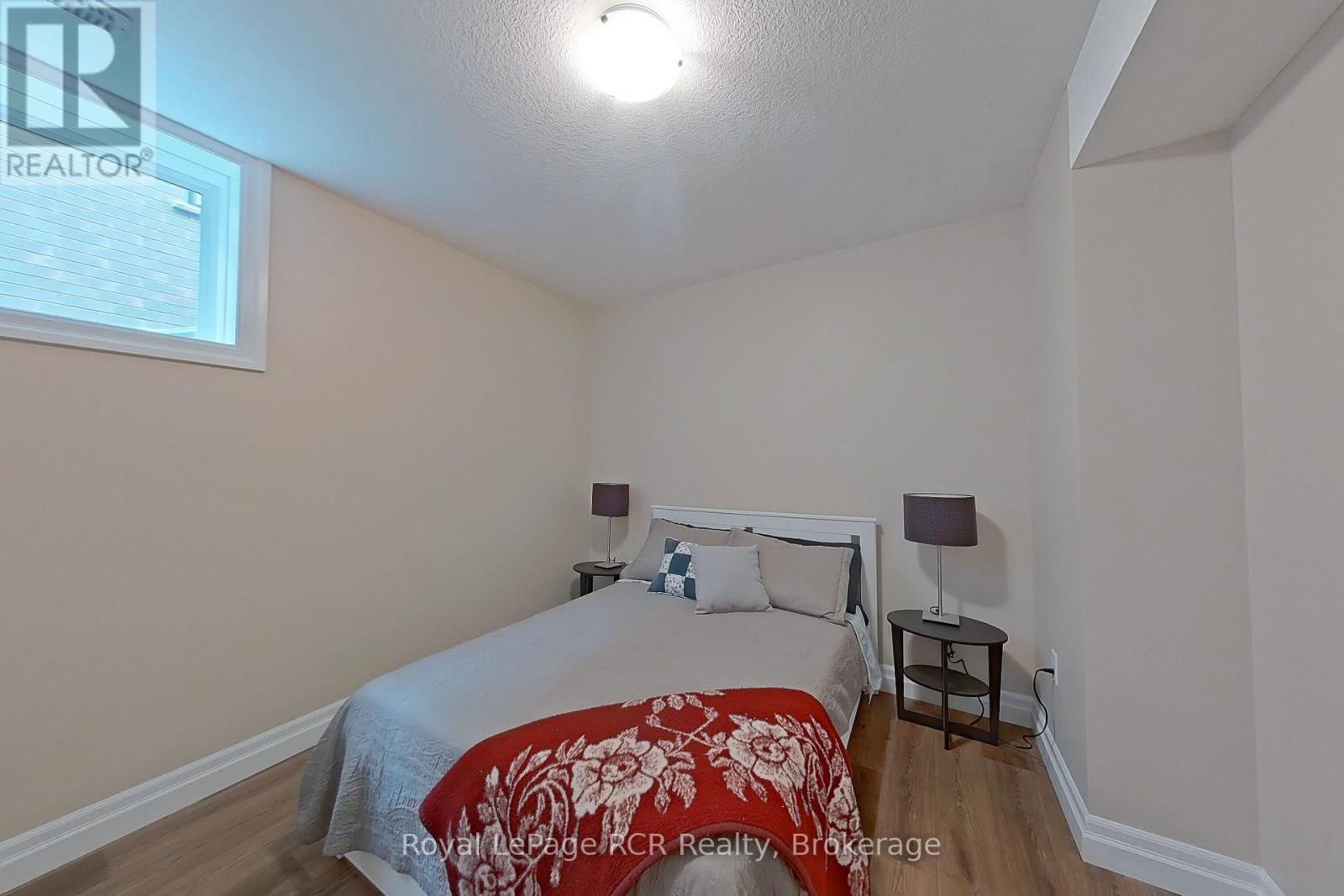 137 WALSH STREET - 23