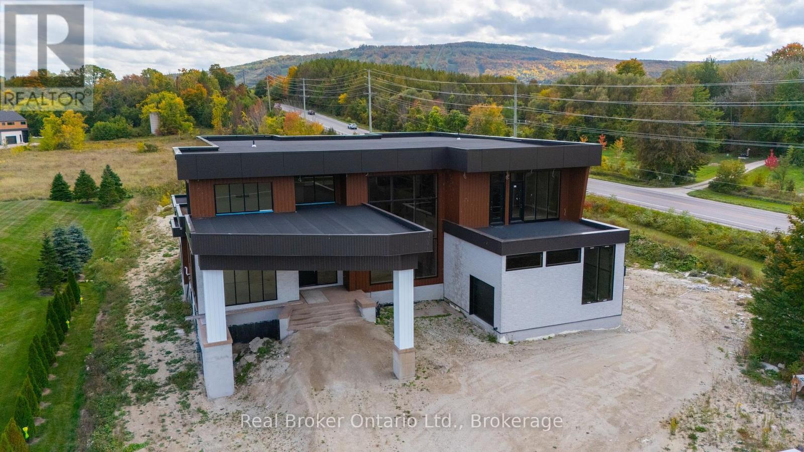 1 Meadowlark Way, Clearview photo 2