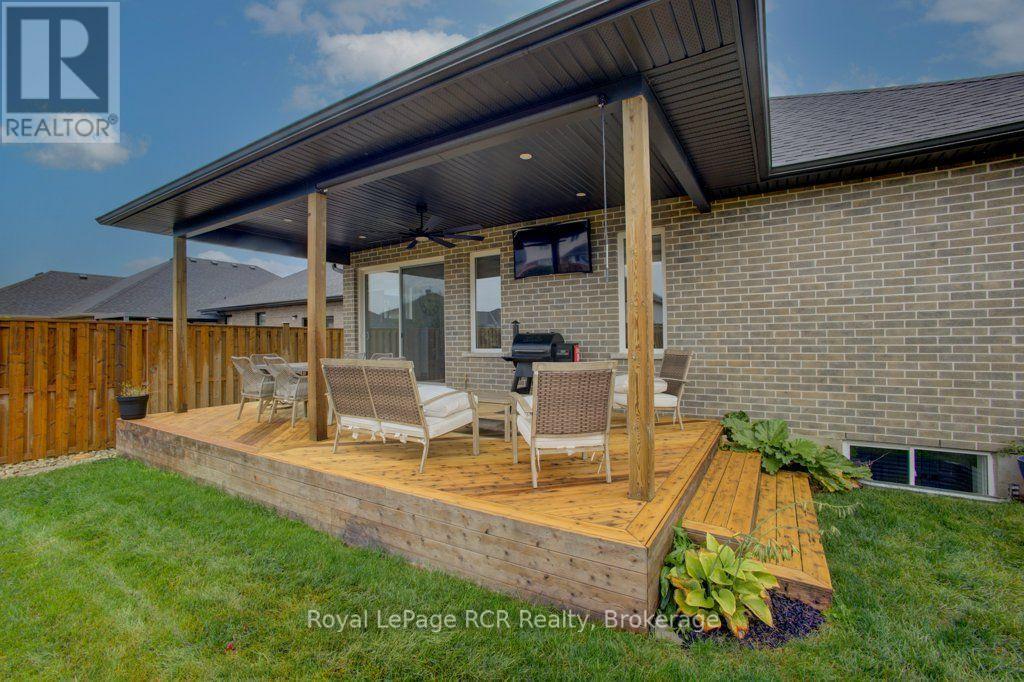 137 WALSH STREET - 37