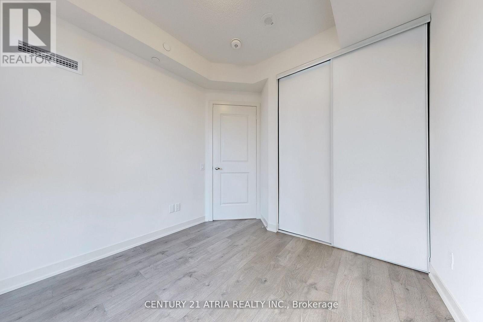 4955 Yonge Street — photo 26