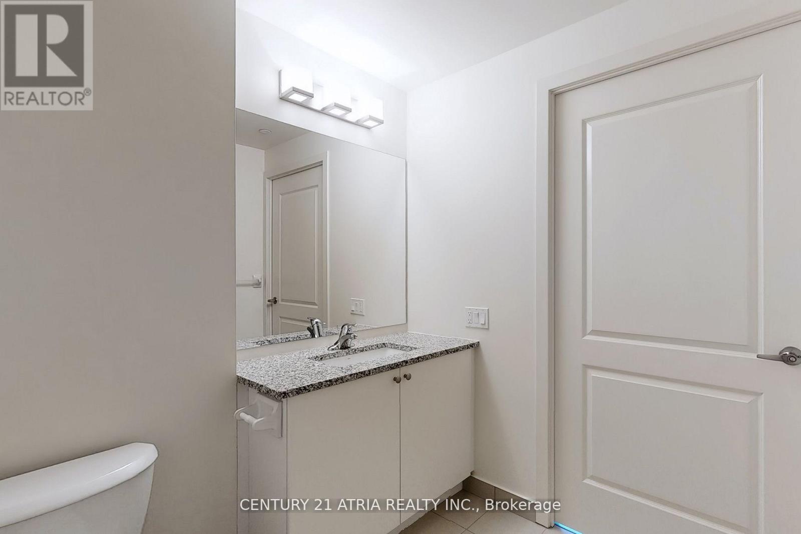 4955 Yonge Street — photo 29