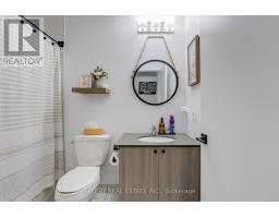 708 - 1480 Bayly Street, Pickering, ON L1W3R5 Photo 7