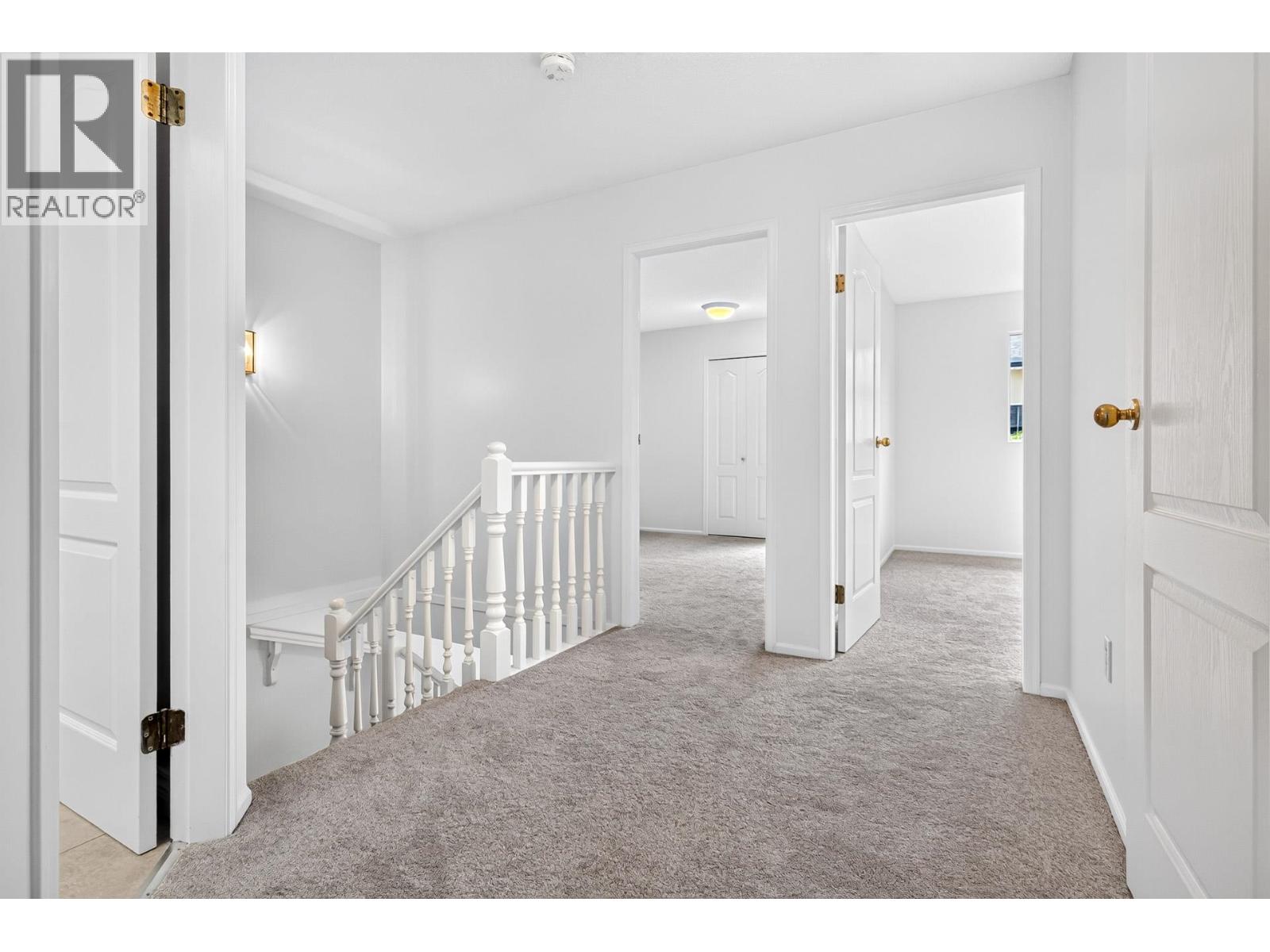 Photo of 3 8540 BLUNDELL ROAD 24
