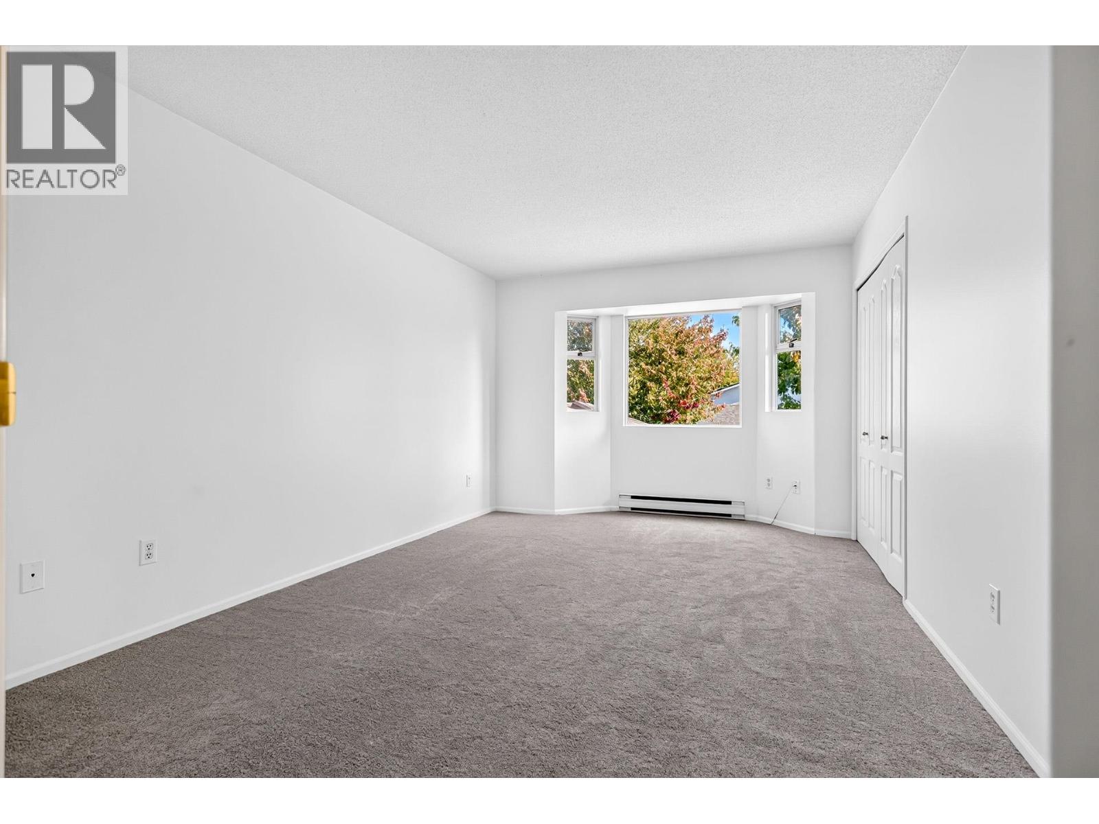 Photo of 3 8540 BLUNDELL ROAD 25