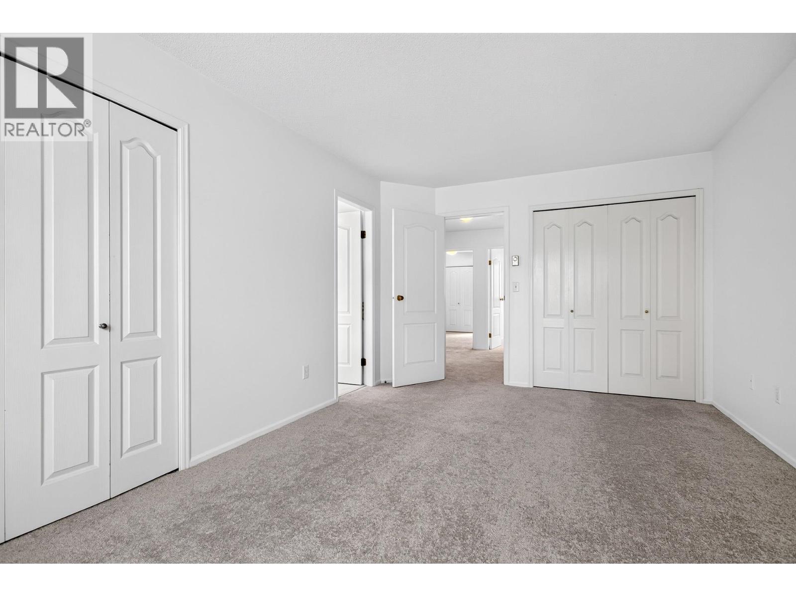 Photo of 3 8540 BLUNDELL ROAD 26