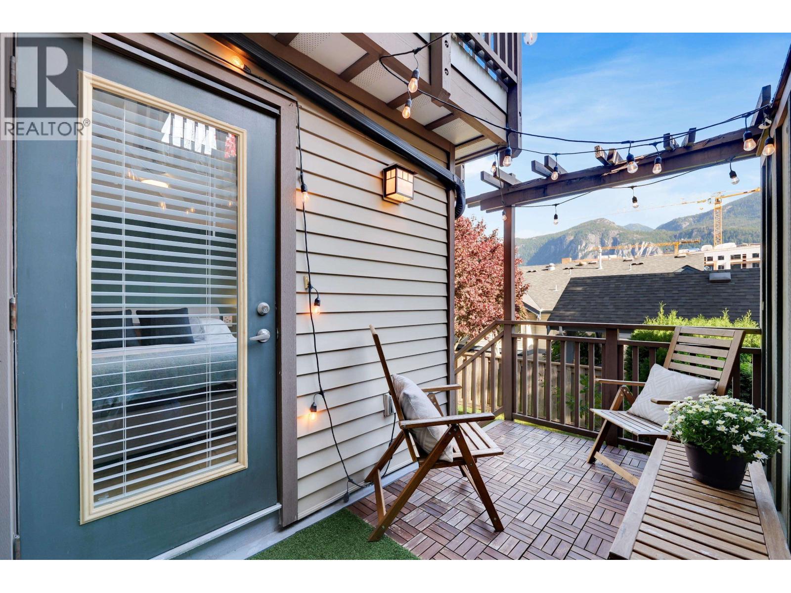 102 1174 WINGTIP PLACE, Squamish