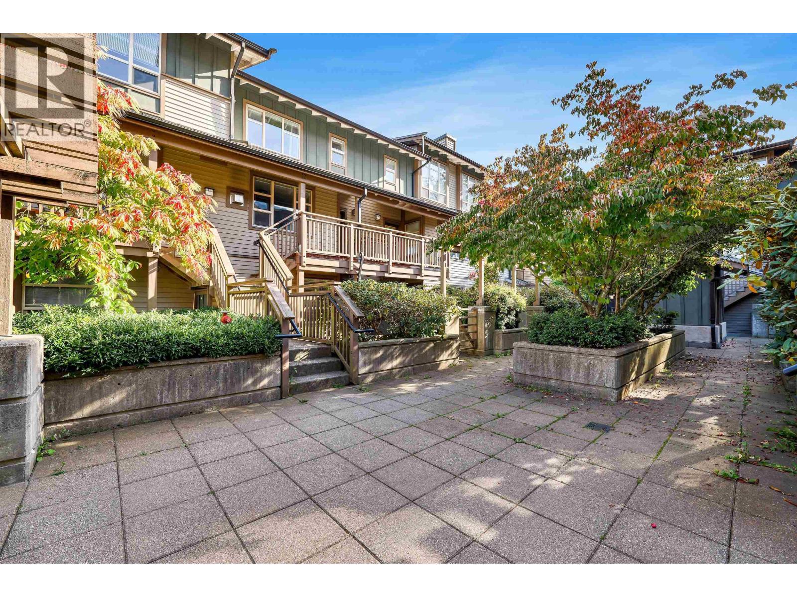102 1174 WINGTIP PLACE, Squamish