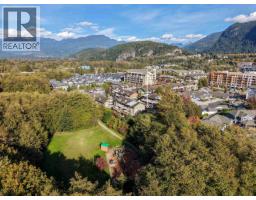 102 1174 Wingtip Place, Squamish, BC V8B0N4 Photo 20