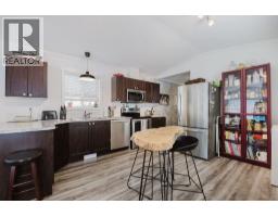 13 4496 Sunshine Coast Highway, Sechelt, BC V7Z0C3 Photo 9