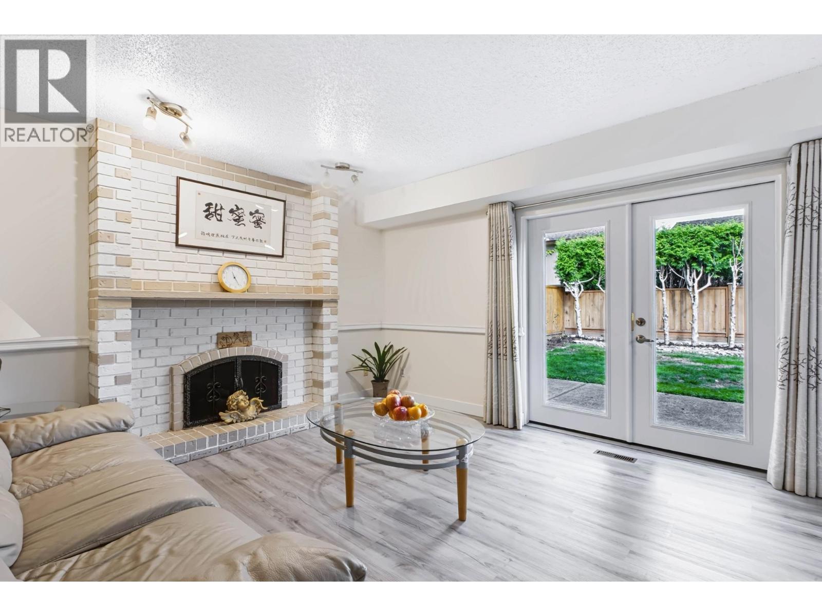 10680 HOLLYMOUNT DRIVE, Richmond - Image 1