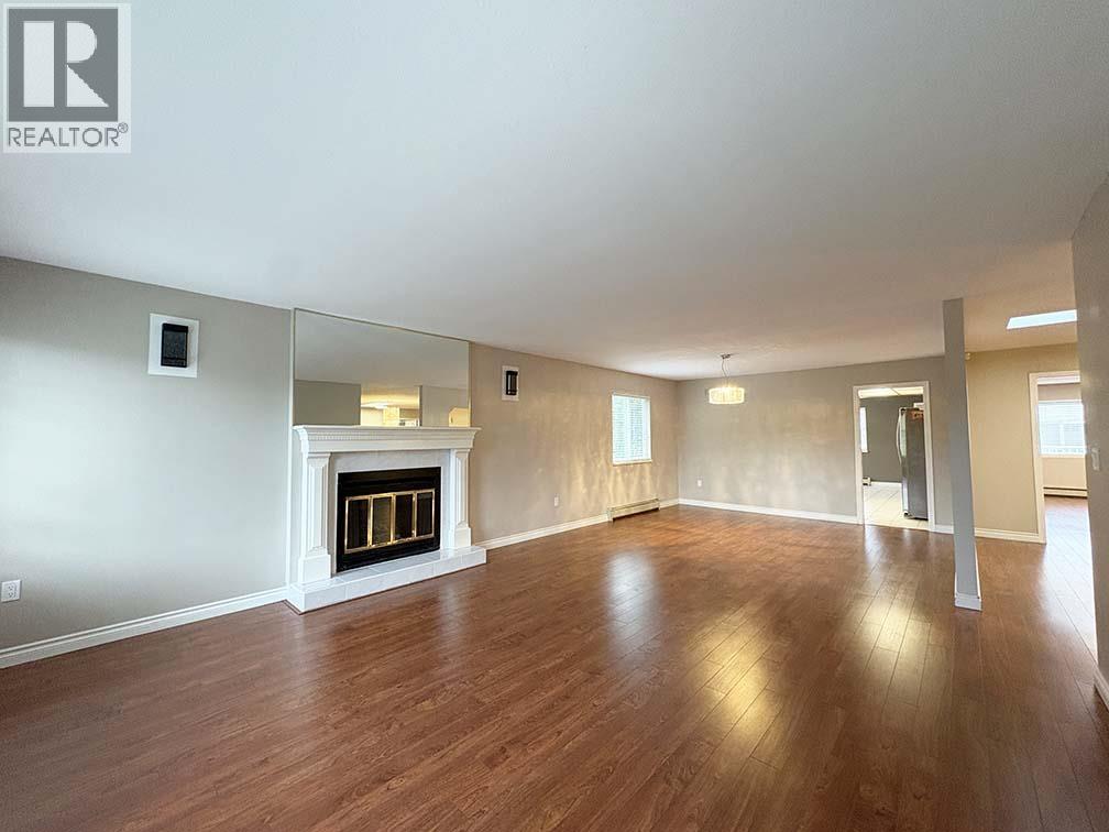 Upper 5225 CANADA WAY, Burnaby - Image 1