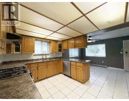 Upper 5225 Canada Way, Burnaby, BC V5E3N4 Photo 6