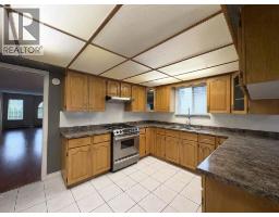Upper 5225 Canada Way, Burnaby, BC V5E3N4 Photo 7