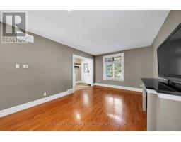 79 Blake Street, Barrie, ON L4M1C2 Photo 9