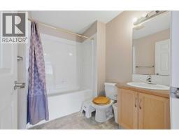 124 Everridge Gardens SW - photo 13