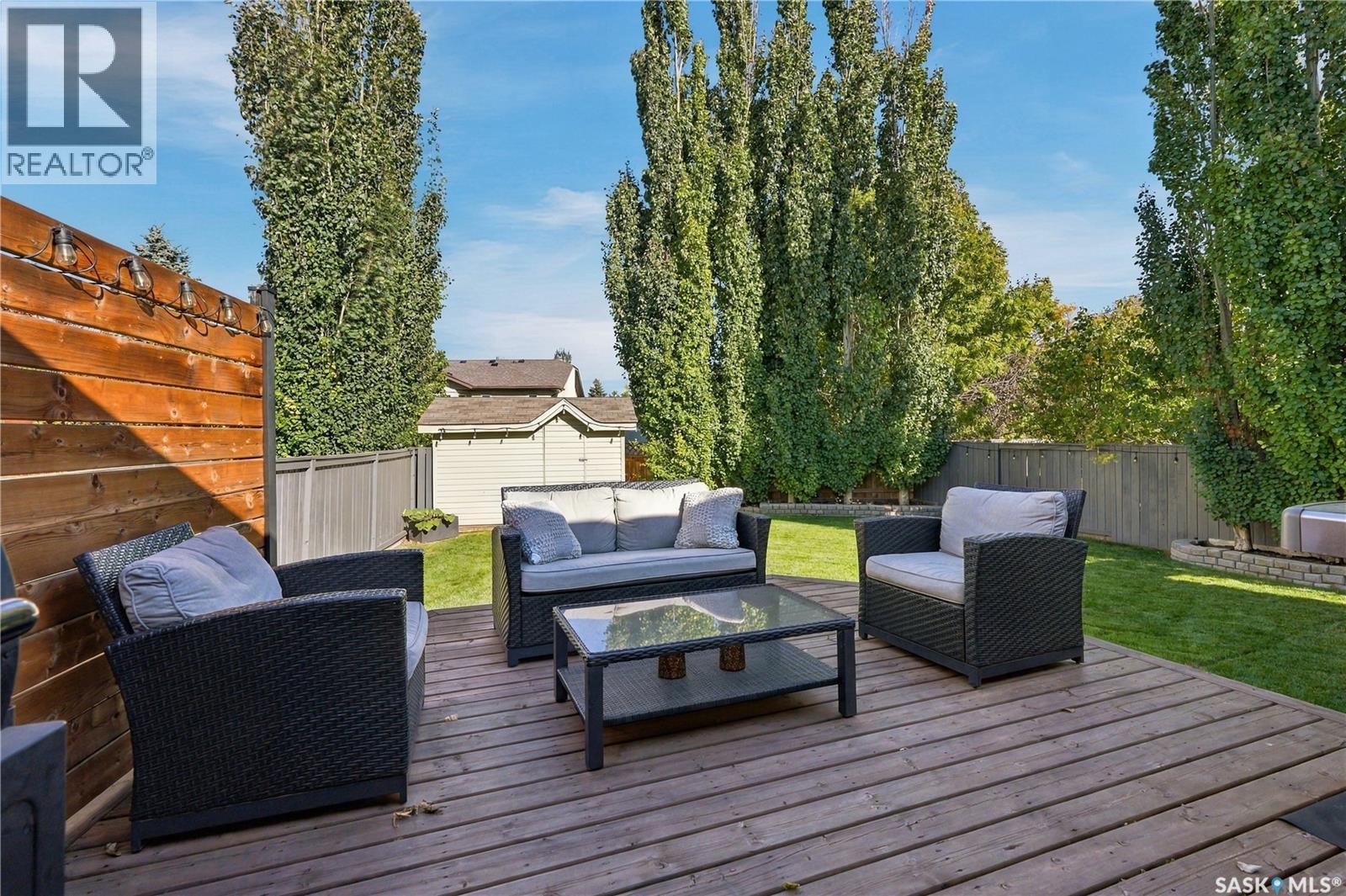 130 Kutz CRESCENT - Image 45