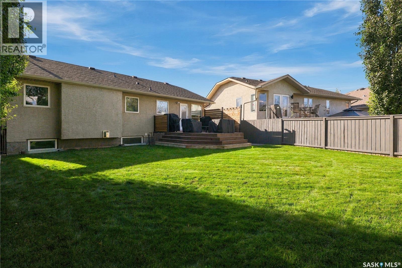 130 Kutz CRESCENT - Image 49