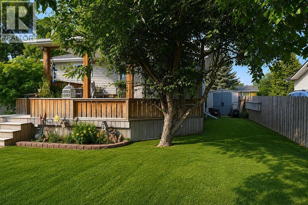 39 Chinook Road W - 36