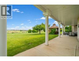 3023 Cottonwood Way Sw, Medicine Hat, AB T1B4J6 Photo 26