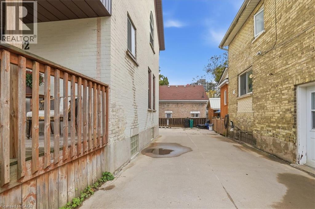 162 CHURCH Street - 34