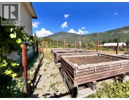 2066 Caughlin Road, Fruitvale, BC V0G1L1 Photo 57