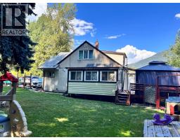 2066 Caughlin Road, Fruitvale, BC V0G1L1 Photo 61