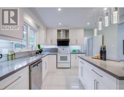 193 The Westway, Toronto, ON M9R1E7 Photo 12