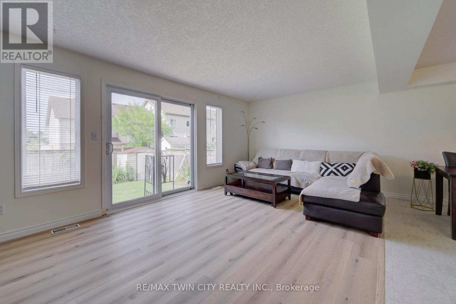 1064 COPPER LEAF CRESCENT - 13