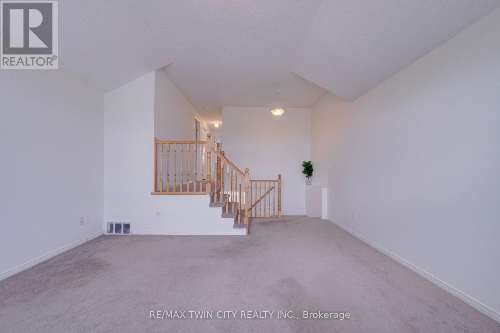 1064 COPPER LEAF CRESCENT - 19