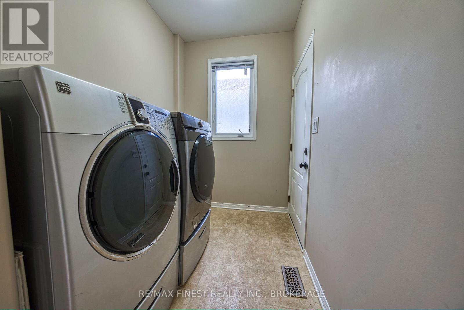 1017 WOODHAVEN DRIVE - Image 19