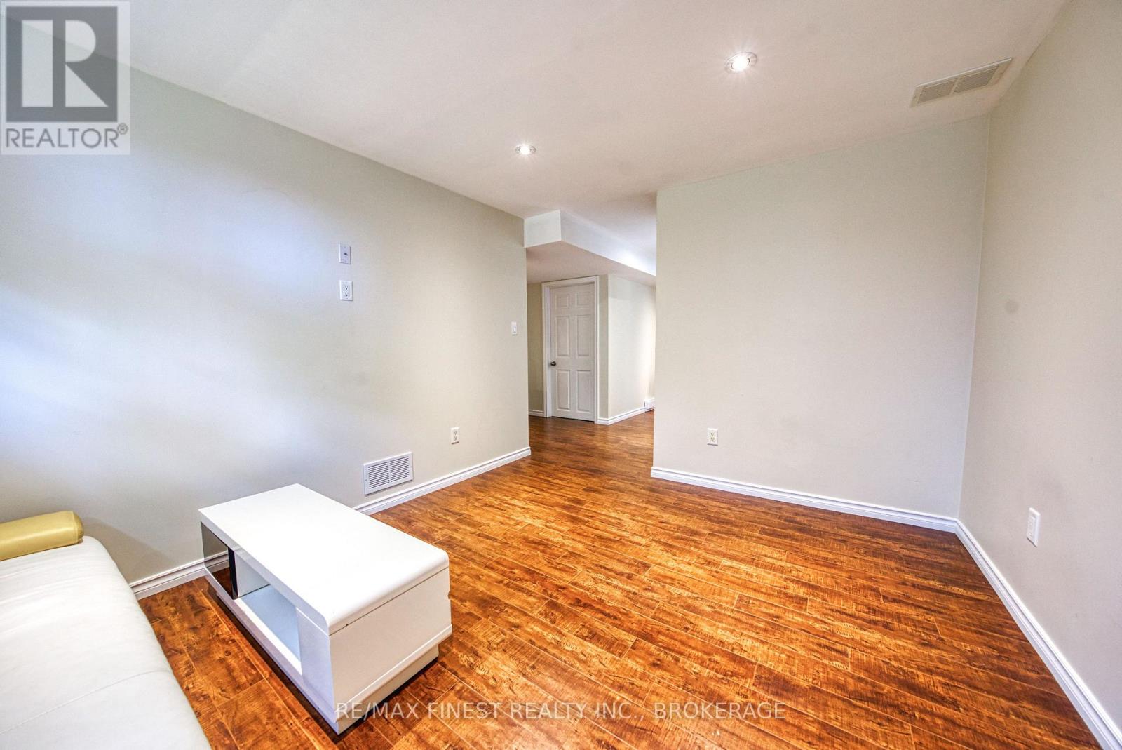 1017 WOODHAVEN DRIVE - Image 31