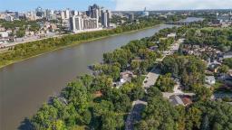 202 Lyndale Drive, Winnipeg, MB R2H1L6 Photo 40