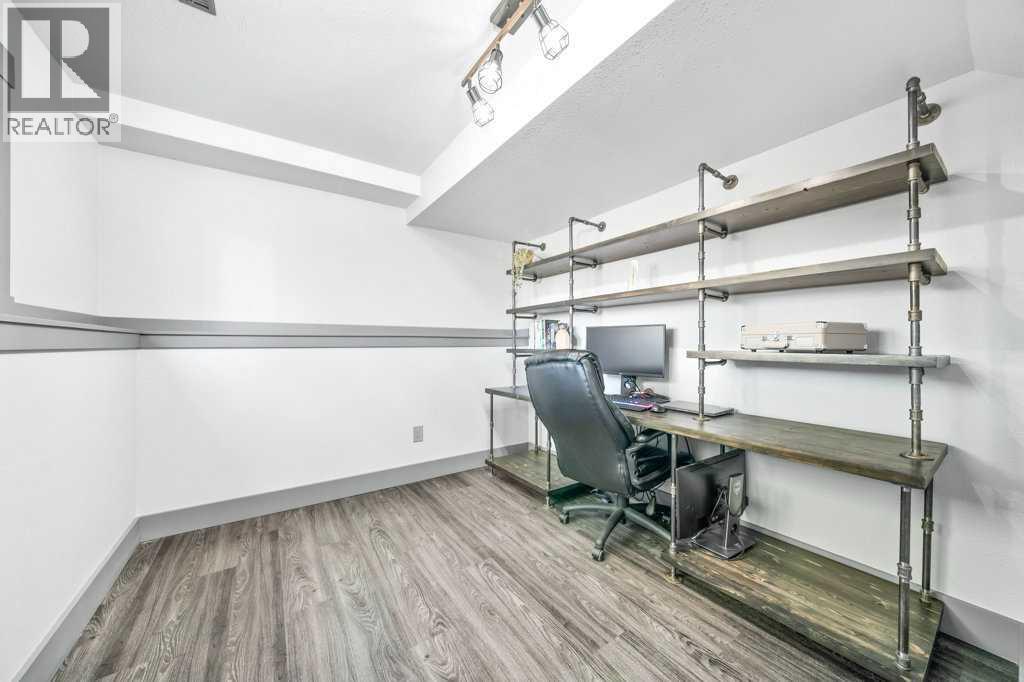 190 Sprague Way SE - 26