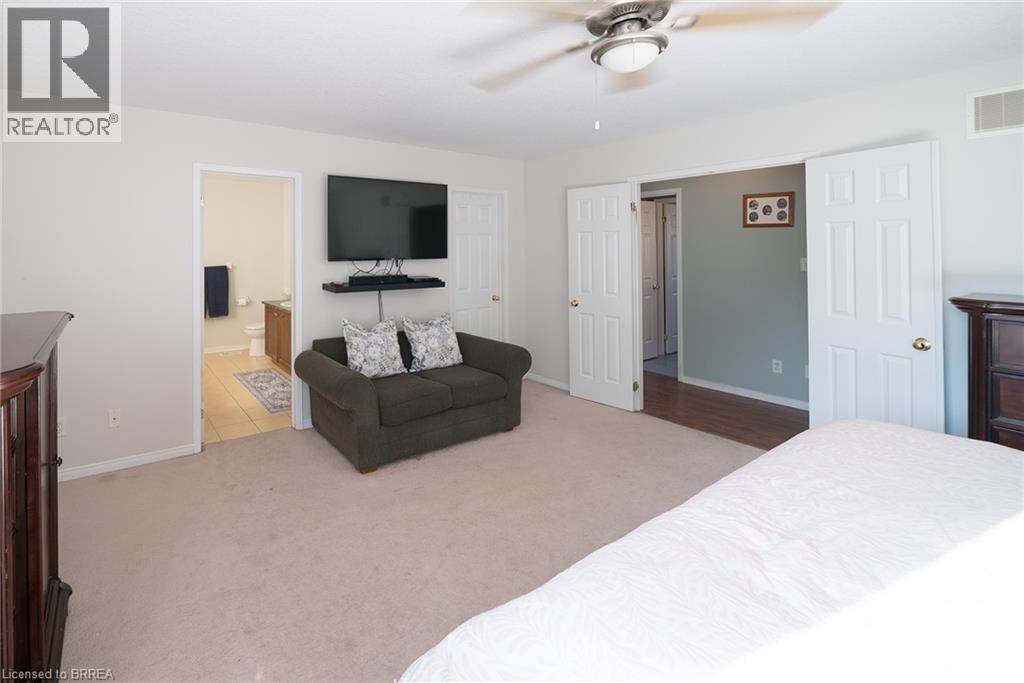 51 Webb Avenue — photo 34