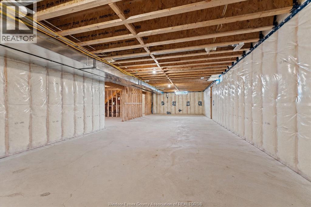 570 ORCHARDS CRESCENT - Image 33