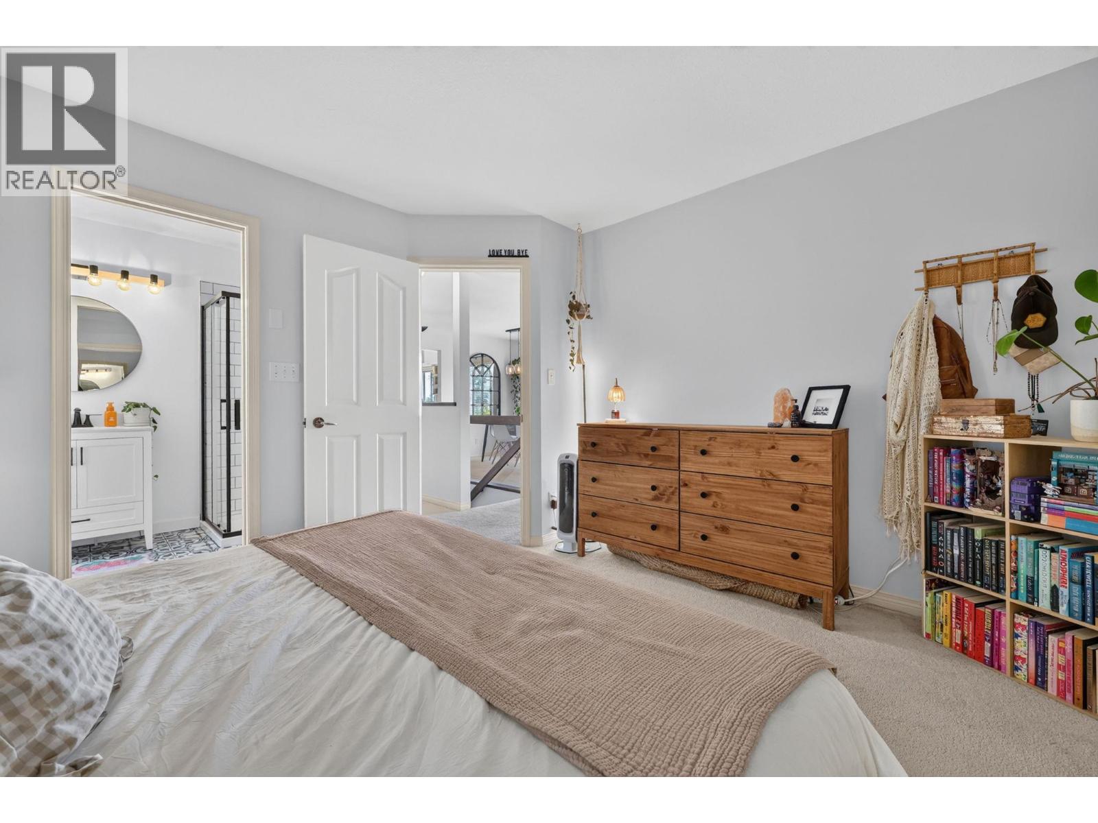 5290 Clarence Road, Peachland
