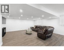 208 Clarke, Amherstburg, ON N9V0G6 Photo 32