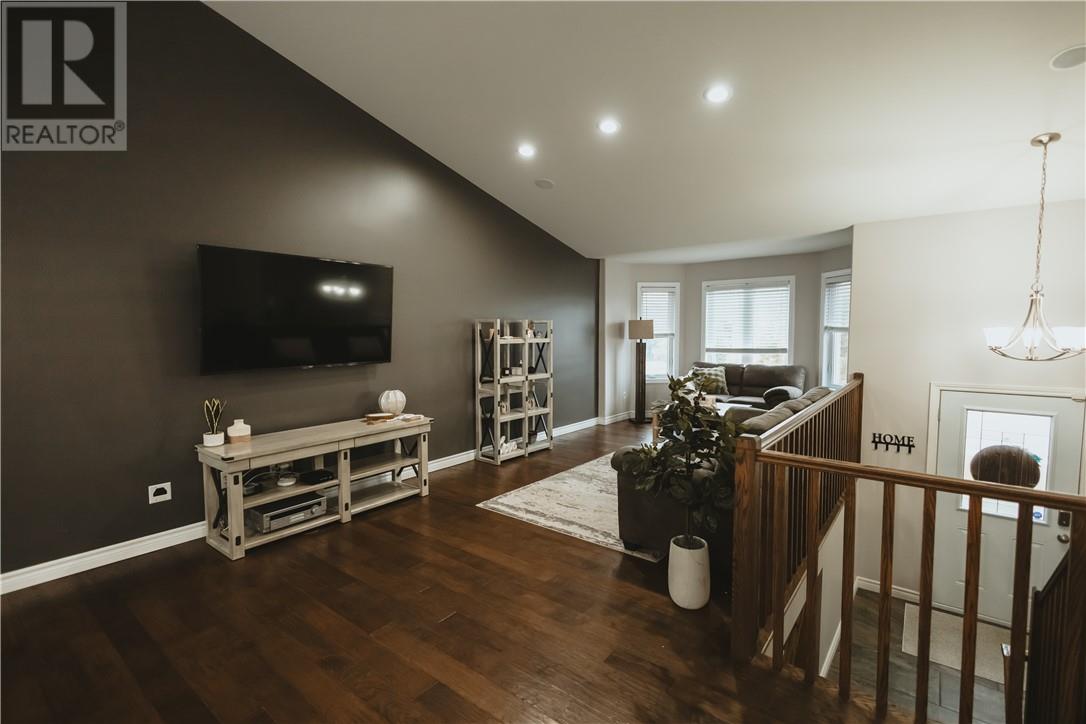 204 Racicot Drive — photo 13