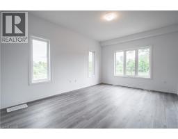 Kitchen - 4552 Portage Road Unit# 72, Niagara Falls, ON L2E0B8 Photo 9