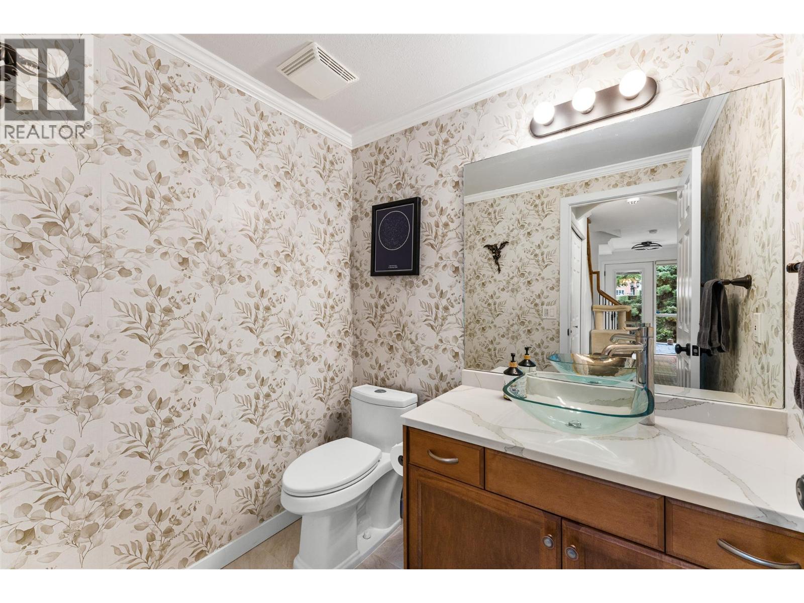 102 1950 Durnin Road, Kelowna