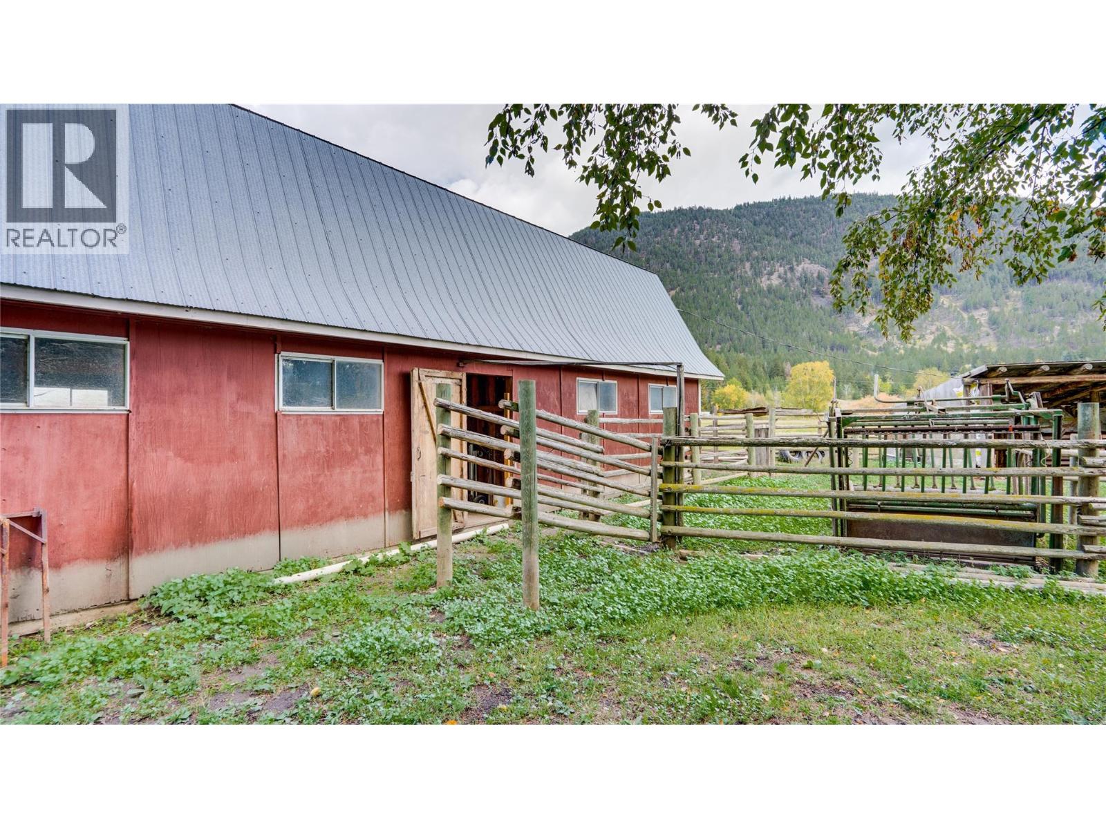  3545 Shaw Road, Falkland - Image 1