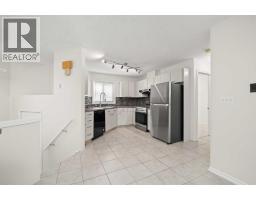107 Tararidge Close NE - photo 12