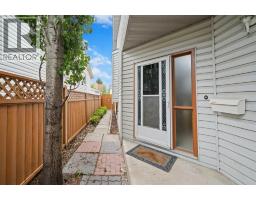 107 Tararidge Close NE - photo 3