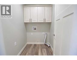 608 10 Avenue W, Barnwell, AB T0K0B0 Photo 11
